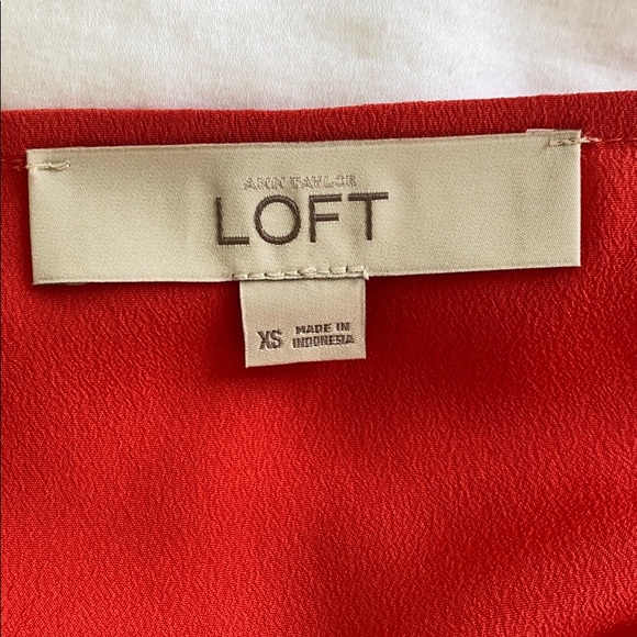 LOFT Blouse - Picture 8 of 8